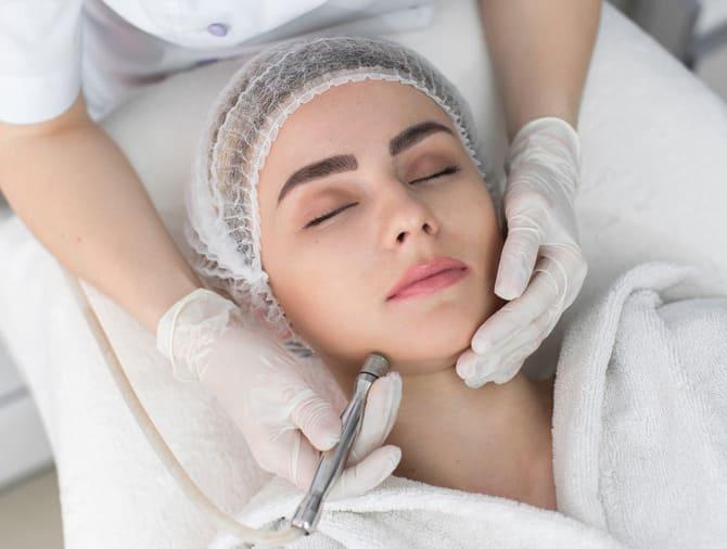 Facial Wajah